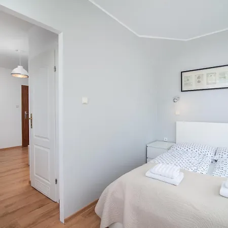 Albatros Guest house *